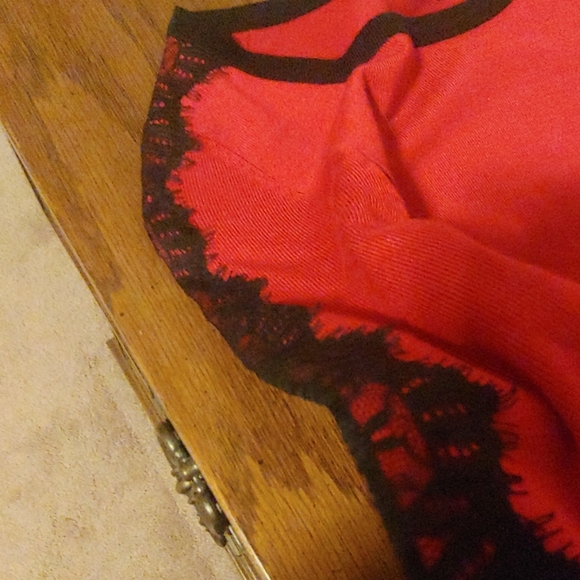 Top - Picture 4 of 4